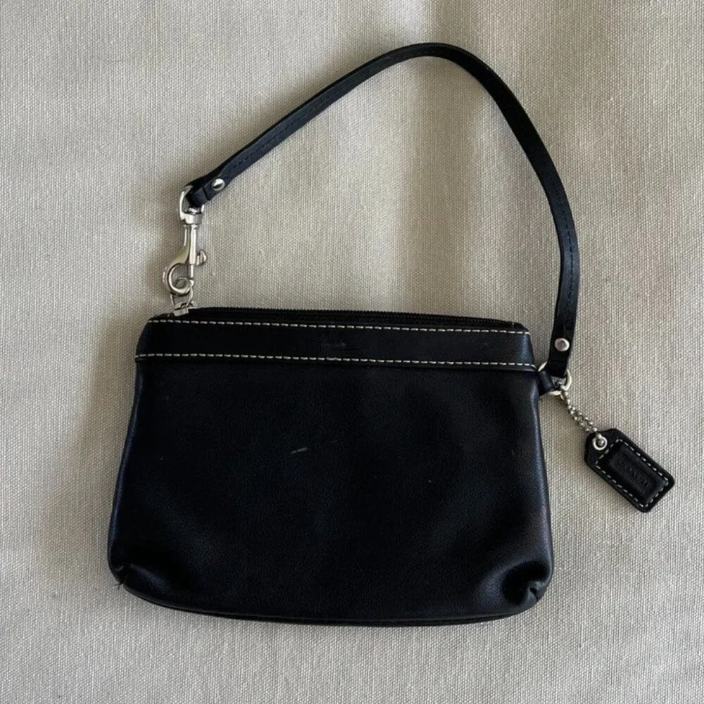 Coach Leather Wristlet Black